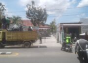 Pendukung Cakades Desa Donggala Gelar Aksi Di Kantor PM-Des Dan DPRD Kabgor Minta Kebijakan