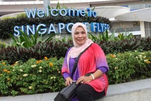 Ruslinda Abdurahman Tahir Cakades Iloheluma Nomor Urut 04 Berjanji Akan Memajukan Desa