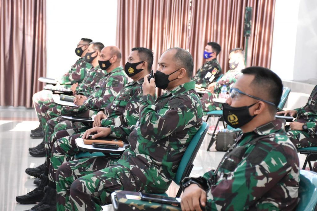 Pangdam XIII/Merdeka Mayjen TNI Santos Gunawan Matondang Minta Rapim Dan Apel Dansat Dilaksanakan Dengan Baik