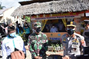 Danrem 133/NW Dan Kapolda Gorontalo Tinjau Pemberlakuan PPKM Skala Mikro