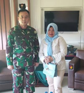 Ketua, Kristina Bahsoan Temui Pangdam XIII/Merdeka, Mayjen TNI Wanti Waranei Franky Mamahit