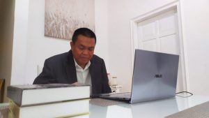 Staf Khusus Wakil Ketua DPR-RI, Dr. Rustam Akili Tetap Eksis Sebagai Akademisi