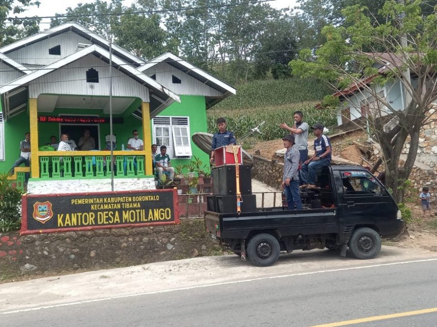 Dinilai Tidak Transparan Dan Tak Sejalan Dengan BPD, Kades Motilango Didemo Warganya