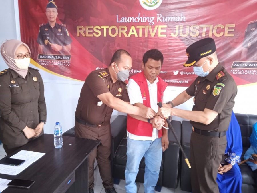Kedepankan Restorative Justice, Kejari Kabupaten Gorontalo Hentikan Perkara