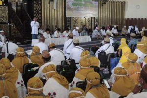 Pemerintah Kabupaten Gorontalo Lepas 185 Jemaah Haji