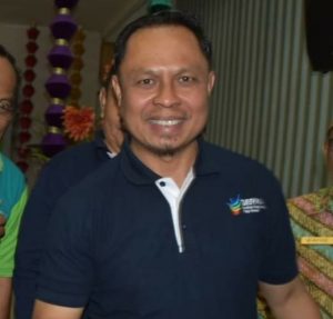 Roni Sampir Disebut, Bakal Jadi Penerus Jejak David Bobihoe Di Kabgor