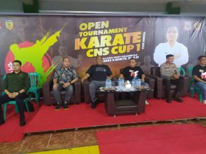 Hendra Hemeto Buka Turnamen Karate CNS Cup I