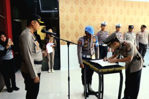 Kapolres Gorontalo Minta Kasat Reskrim Yang Baru Bisa Berkolaborasi dan Melaksanakan Tugas Dengan Baik