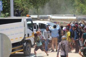 PT. Merdeka Copper Gold Kecam Aksi Anarkis