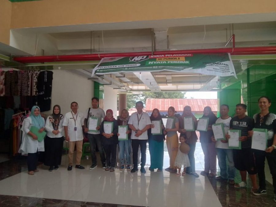 Dinas PM-PTSP Lakukan Pelayanan Terbaik Pada Pelaku Usaha Di Kabupaten Gorontalo