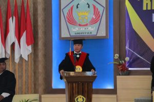 Lewat Rapat Senat Akademik, Sang Rajawali Pendidikan Prof. Rustam Akili Sebut Hukum dan Demokrasi Mengalami Guncangan