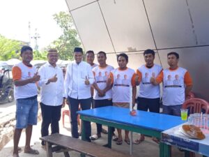 Didampingi Partai Pengusung, Roni Sampir dan Adnan Entengo Menyapa Komunitas Warkop dan Abang Bentor