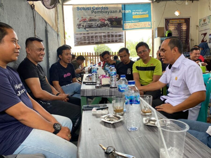 Wujudkan Polri Presisi, Kapolsek Limboto, Perkuat Silaturahmi Dengan Ketua DPRD dan Komunitas Warkop