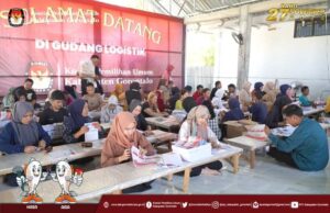 Sortir Dan Lipat Surat Suara Pilkada Kabupaten Gorontalo Selesai, KPU Temukan Yang Rusak