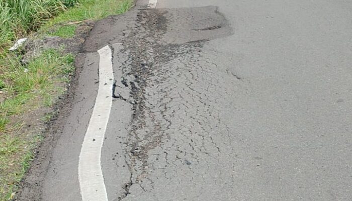 Ruas Jalan Kwandang–Atinggola Amburadul, APH Didesak Turun Lapangan