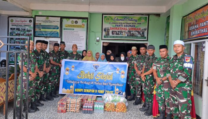 Berbagi Berkah di Akhir Ramadhan, Prajurit Yonif 713/ST Sebarkan Kebahagiaan di Dua Panti Asuhan