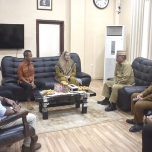 Audiens Bersama Pemerintah Bone Bolango, Bawaslu Bahas Rancangan Dana Hibah