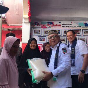 Bantuan Beras CPP 50 Persen Untuk Kabupaten Gorontalo, Pemda Salurkan di Tiga Kelurahan