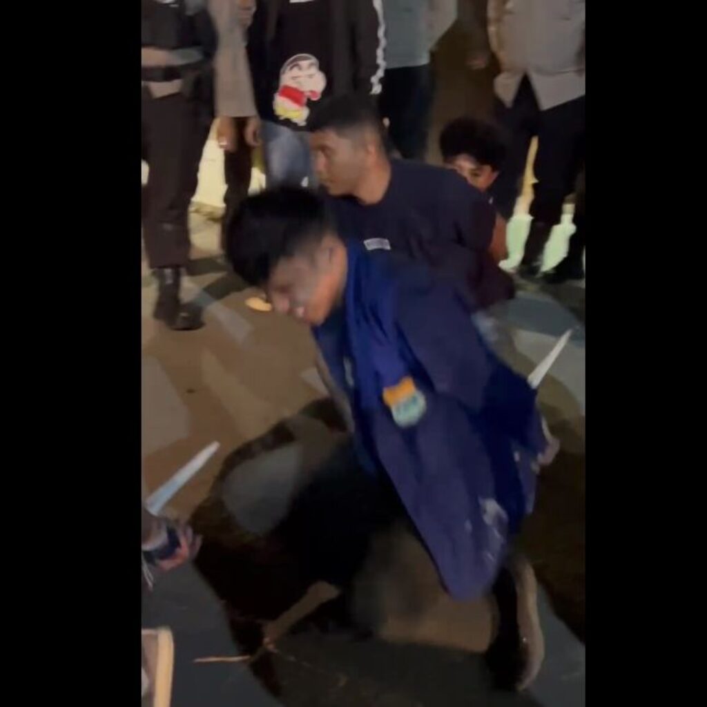 Jalan Jongkok untuk Aktivis: Simbol Perendahan dan Arogansi, Bukan Penegakan Hukum!