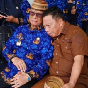 Memaknai Gestur Wabup Risman Tolingguhu Saat Bersama Bupati Ismet Mile