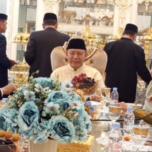 Idul Fitri Penuh Makna, Ismet Mile Sambangi Rudis Gubernur Gorontalo