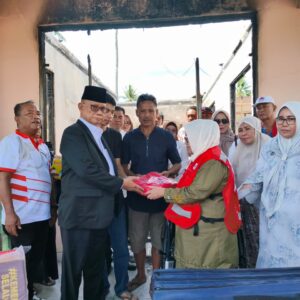 Ismet Mile Ringankan Beban Warganya Yang Mengalami Musibah