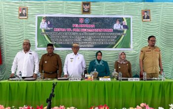 Pelantikan TP-PKK Kecamatan Bone, Bupati Ismet Tegaskan Peran Strategis Dasawisma