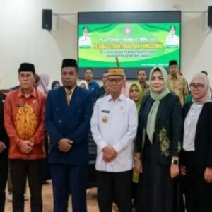 Ismet Mile Minta Pejabat Baru dan Dewan Pendidikan Optimalkan Pelayanan Serta Dorong Inovasi Pendidikan