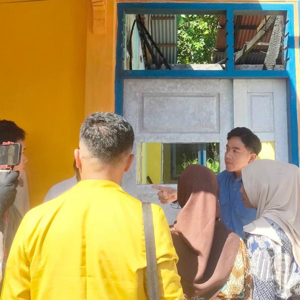 Wapres Gibran Tinjau SDN 07 Bulango Utara, Pastikan Pemulihan Pascakebakaran Berjalan Baik