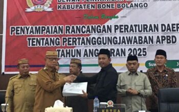 Bupati Bone Bolango Sampaikan Ranperda Pertanggungjawaban APBD 2025 ke DPRD