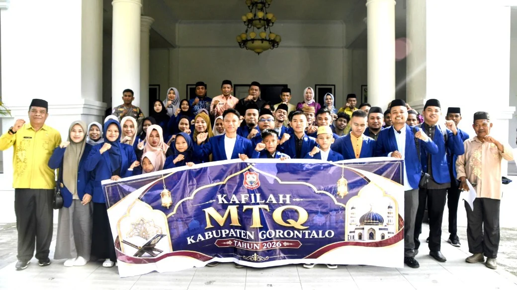 Pelepasan kafila Kabupaten Gorontalo untuk mengikuti MTQ tingkat Provinsi Gorontalo, bertempat di rudis bupati.