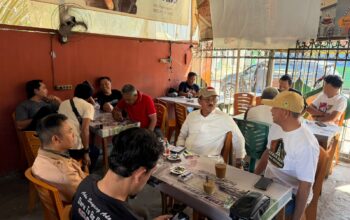 Disambut Hangat Komunitas Warkop, Rum Pagau Ngopi Santai di Bawah Menara Limboto