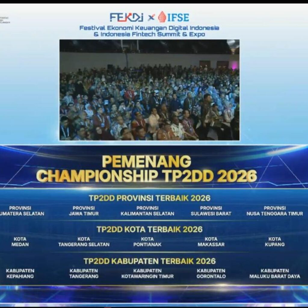 Raih Predikat TP2DD Terbaik Wilayah SULAMPUA, Bupati Sofyan Puhi Terima Penghargaan di JICC