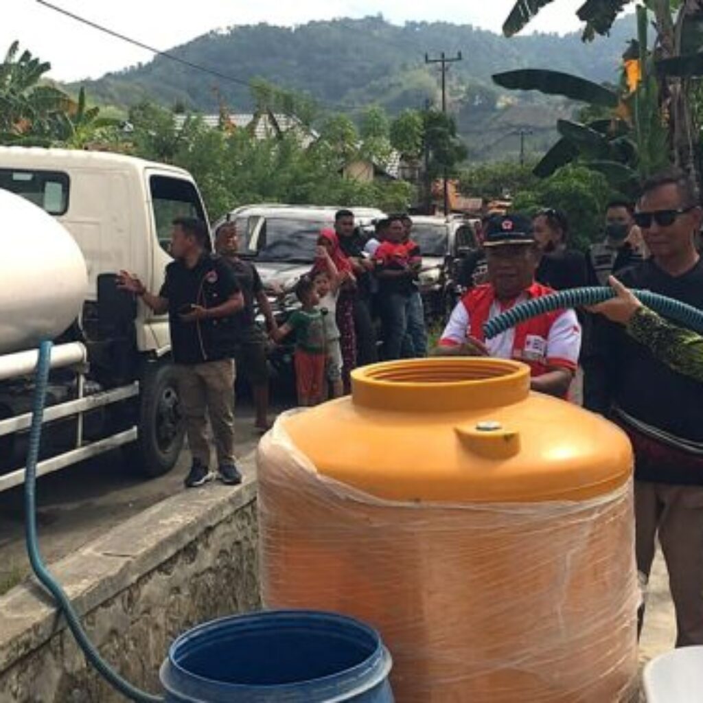 Penyaluran Air Bersih Untuk Wilayah Terdampak Kekeringan, Terus Dilakukan Pemkab Bone Bolango