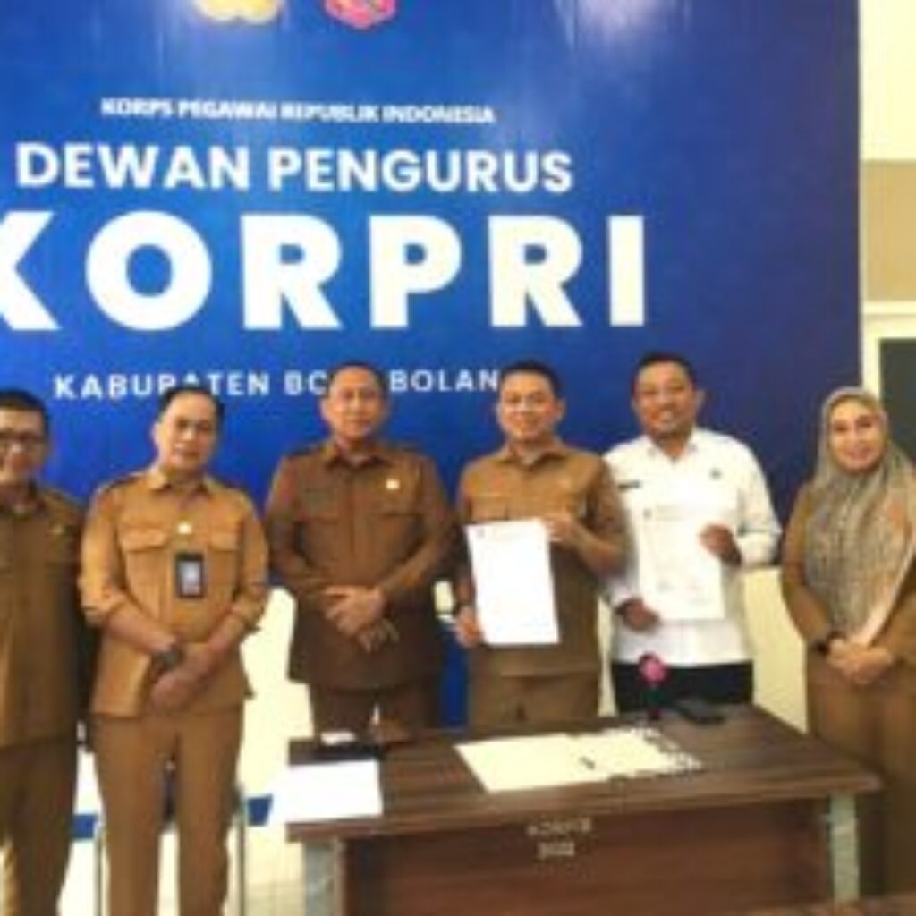 Dua Jabatan Administrator Diskominfo Bone Bolango Resmi Berganti, Yusbar Tekankan Kesinambungan Kerja