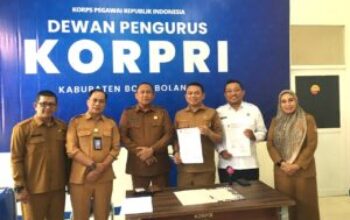 Dua Jabatan Administrator Diskominfo Bone Bolango Resmi Berganti, Yusbar Tekankan Kesinambungan Kerja