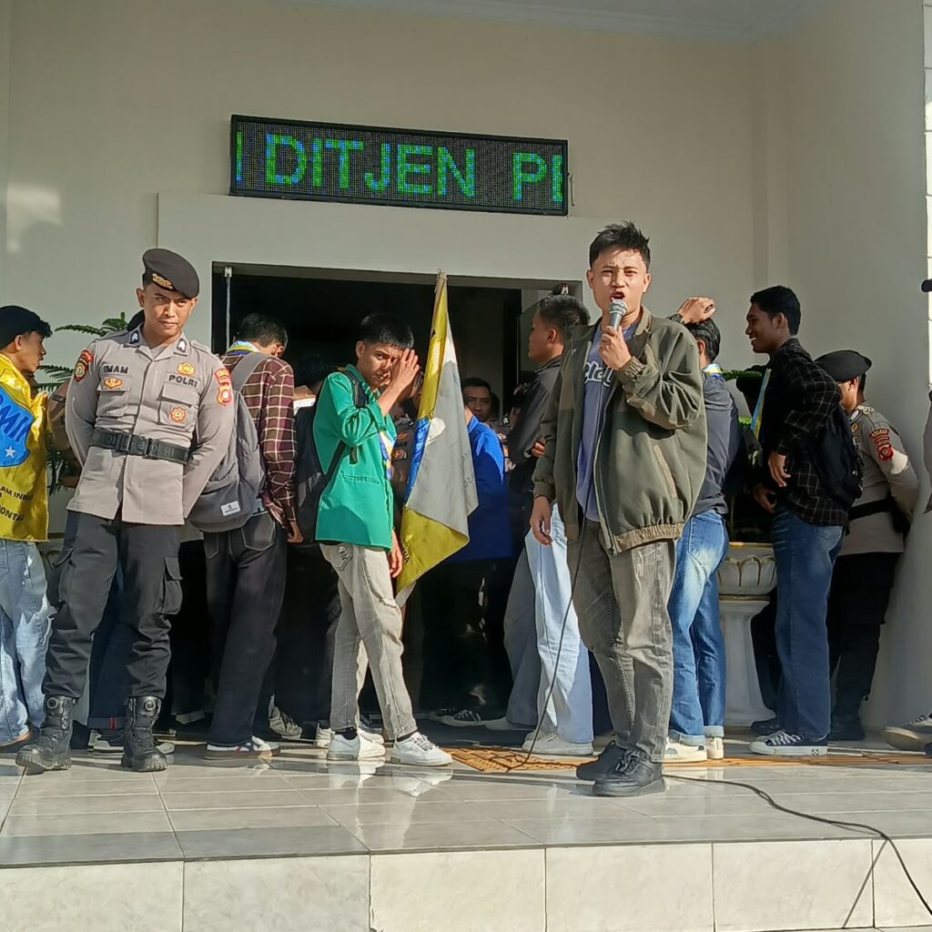 PMII UIN Sultan Amai Gorontalo Geruduk Sejumlah Instansi, Bawa 31 Tuntutan